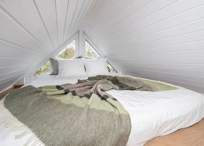 Private Small House With Sauna And Terrace In Hébergement de vacances